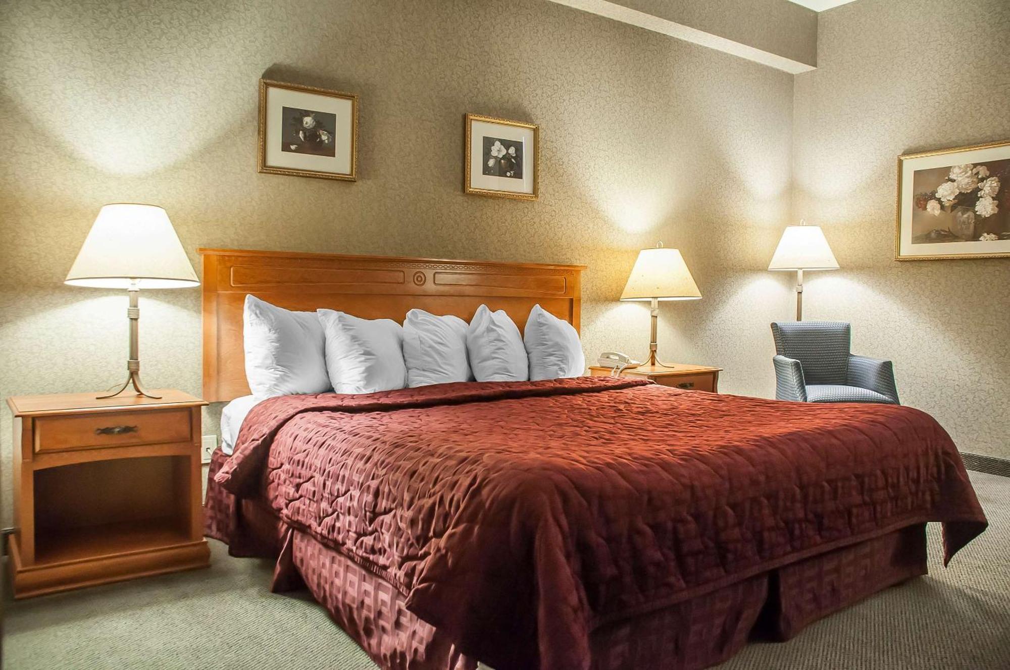 Inn Comfort Lundy's Lane 3*